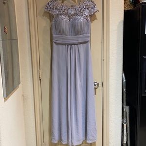 Ever pretty dress size 4